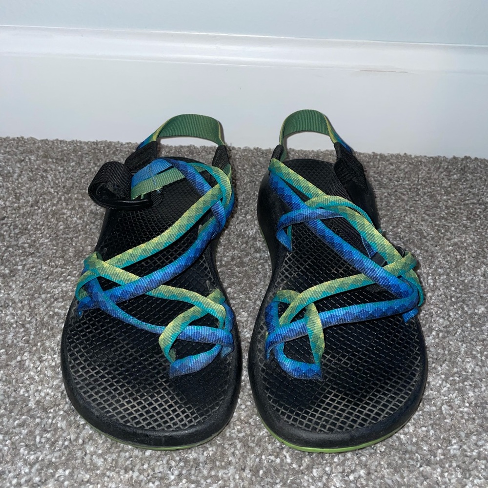 Women’s Chaco sandals!